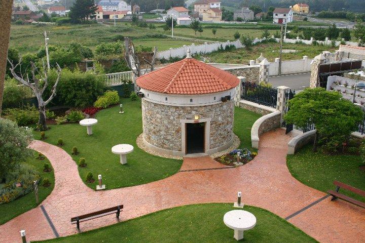 Complejo Aldeola Bed & Breakfast Malpica Exterior photo